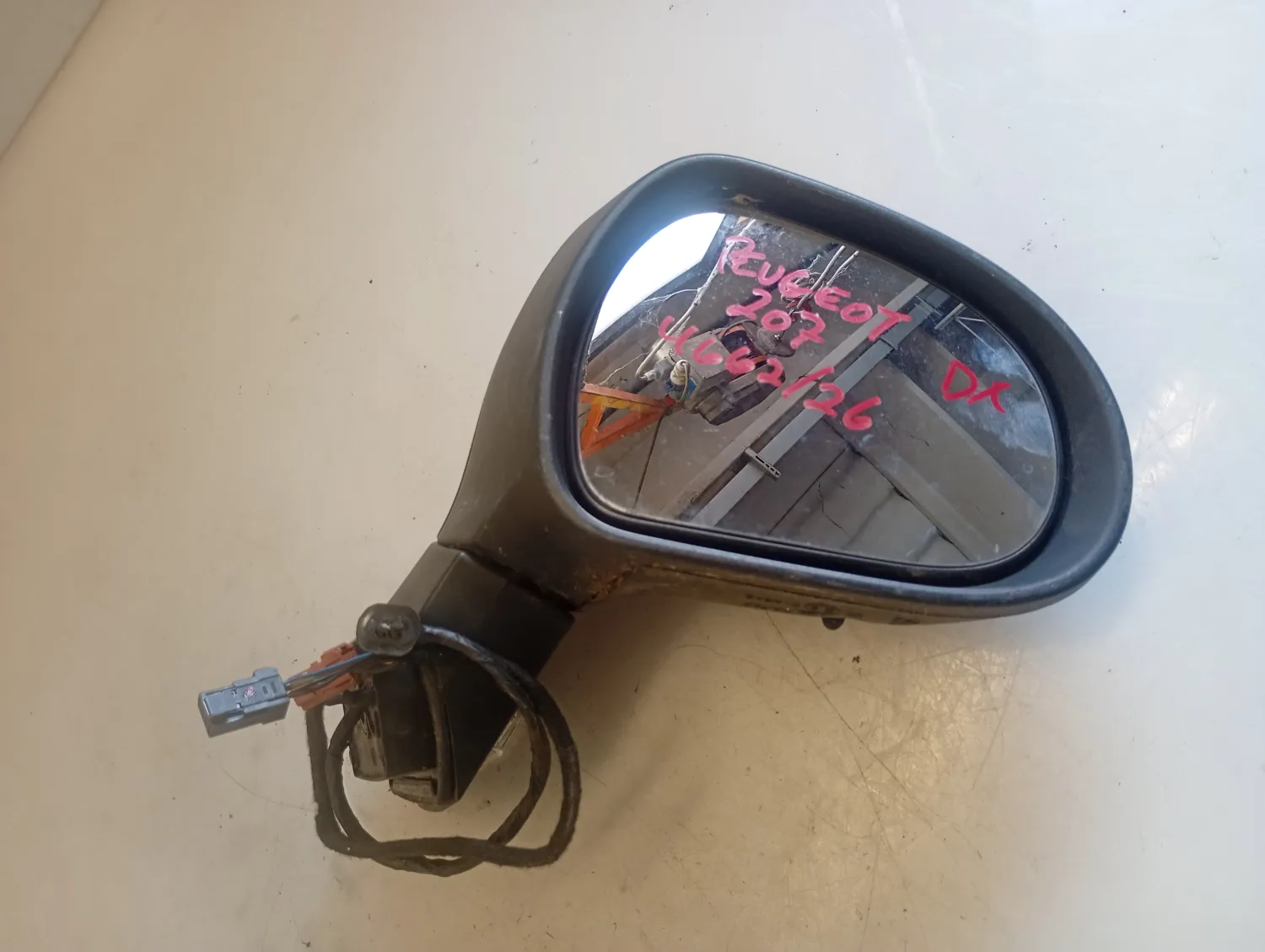 Specchietto est. destro Peugeot 207 (2006 – 2009) 1.4 65 KW benzina 8149ZF KFU