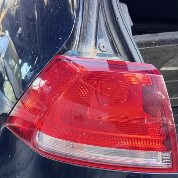 Faro posteriore est. sinistro Volkswagen Golf (2012 – oggi) 1.4 81 KW benzina/metano 5G0945095M CPW