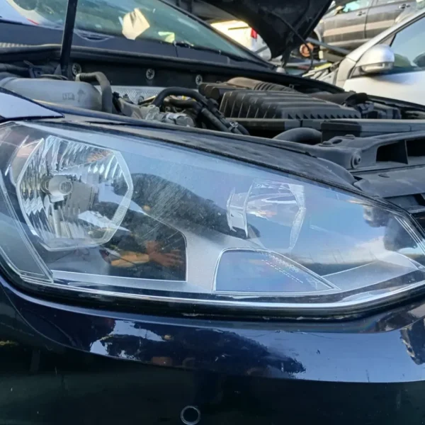 Faro ant. destro Volkswagen Golf (2012 – oggi) 1.4 81 KW benzina/metano 5G1941006E CPW