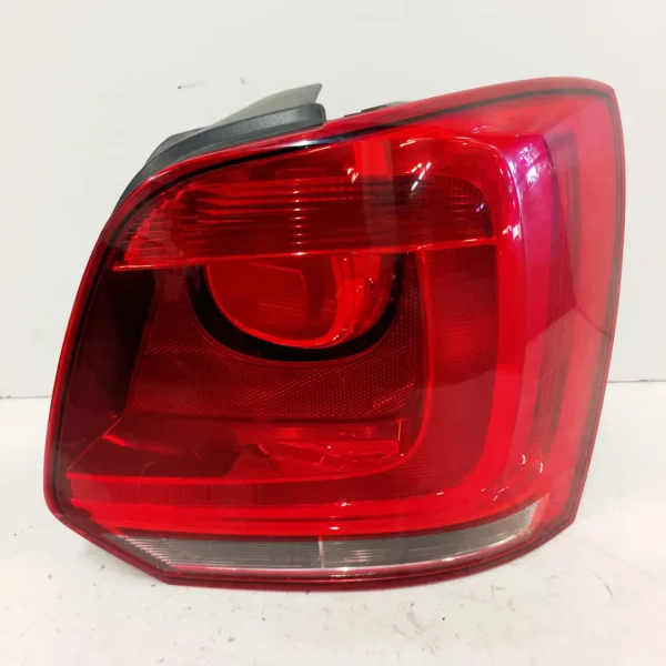 Faro posteriore destro Volkswagen Polo (2009 – 2014) 1.2 55 KW diesel 6R0945096AH CFW