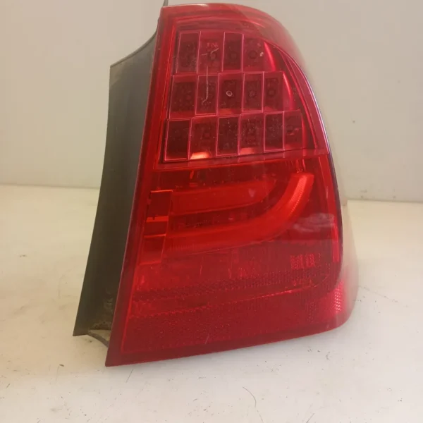 Faro posteriore est. sinistro Bmw Serie 3 (2008 – oggi) 2.0 130 KW diesel 63217289431 N47D20C