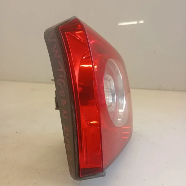 Faro posteriore int. sinistro Volkswagen Tiguan (2007 – 2011) 2.0 103 KW diesel 5N0945093B CFF