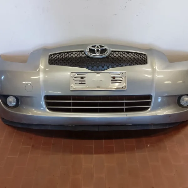 Paraurti anteriore Toyota Yaris (2005 – 2012) 1.4 66 KW diesel 521190D977 1ND TV