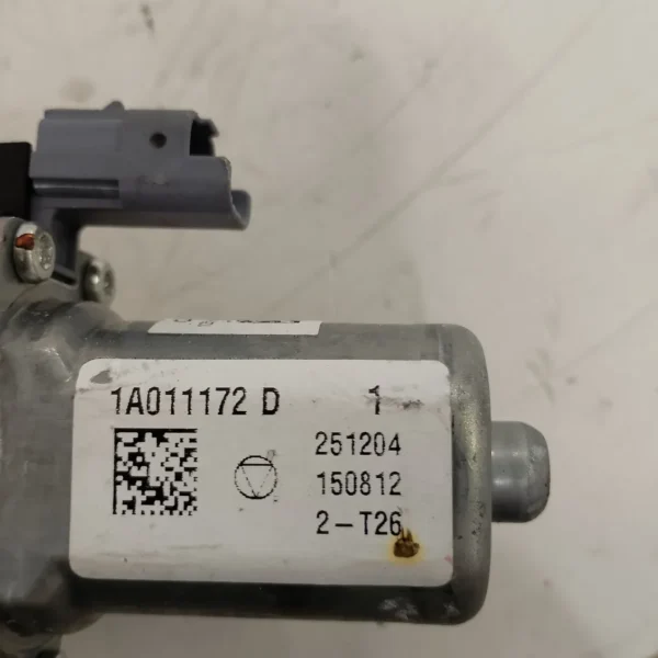 Alzavetro ant. destro Citroen C3 2026 1.2 74 KW HN09