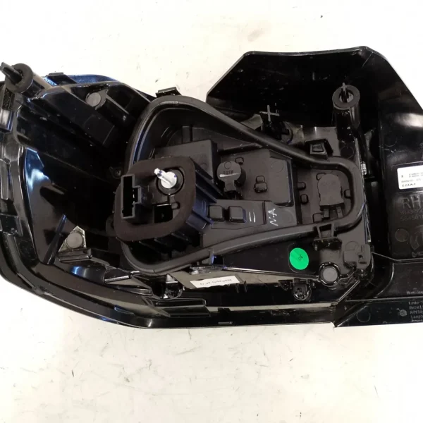 Faro posteriore destro Citroen C3 2026 1.2 74 KW HN09