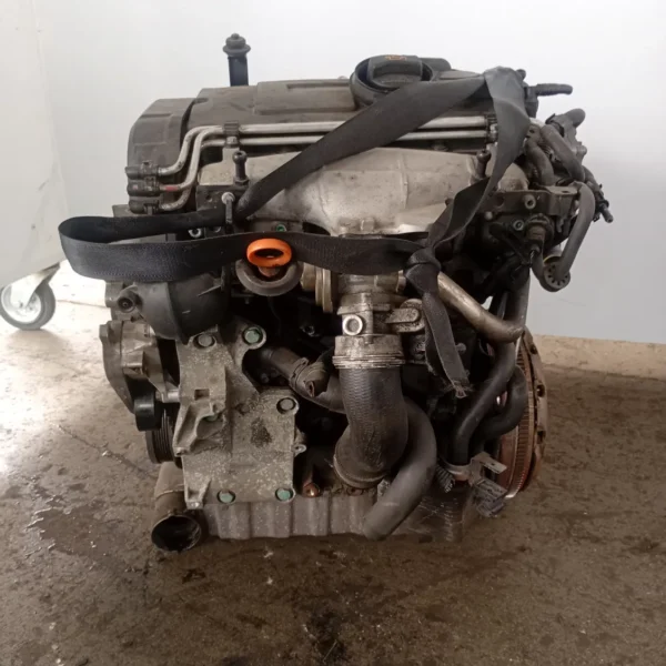 Motore completo Volkswagen Golf (2003 – 2009) 2.0 103 KW diesel BKD