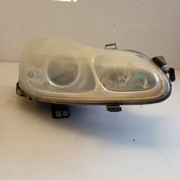 Faro ant. destro Smart Fortwo (2007 – 2011) 1.0 52 KW benzina A4518200259 3B21