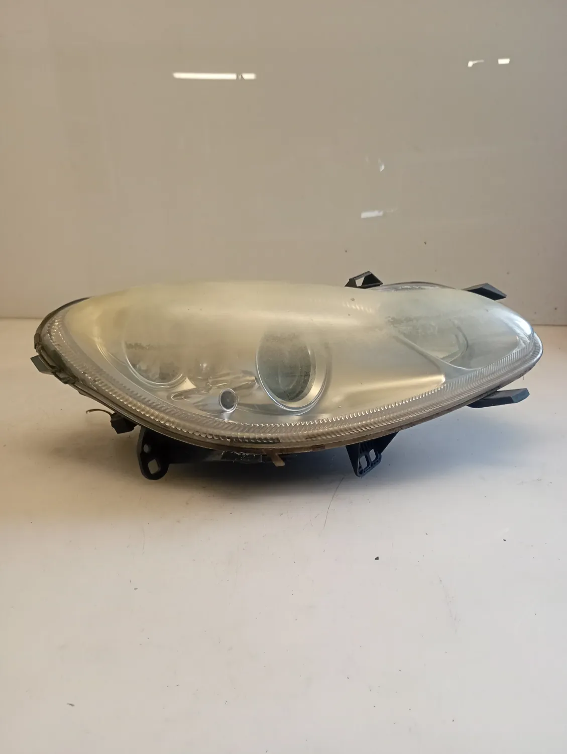 Faro ant. destro Smart Fortwo (2007 – 2011) 1.0 52 KW benzina A4518200259 3B21