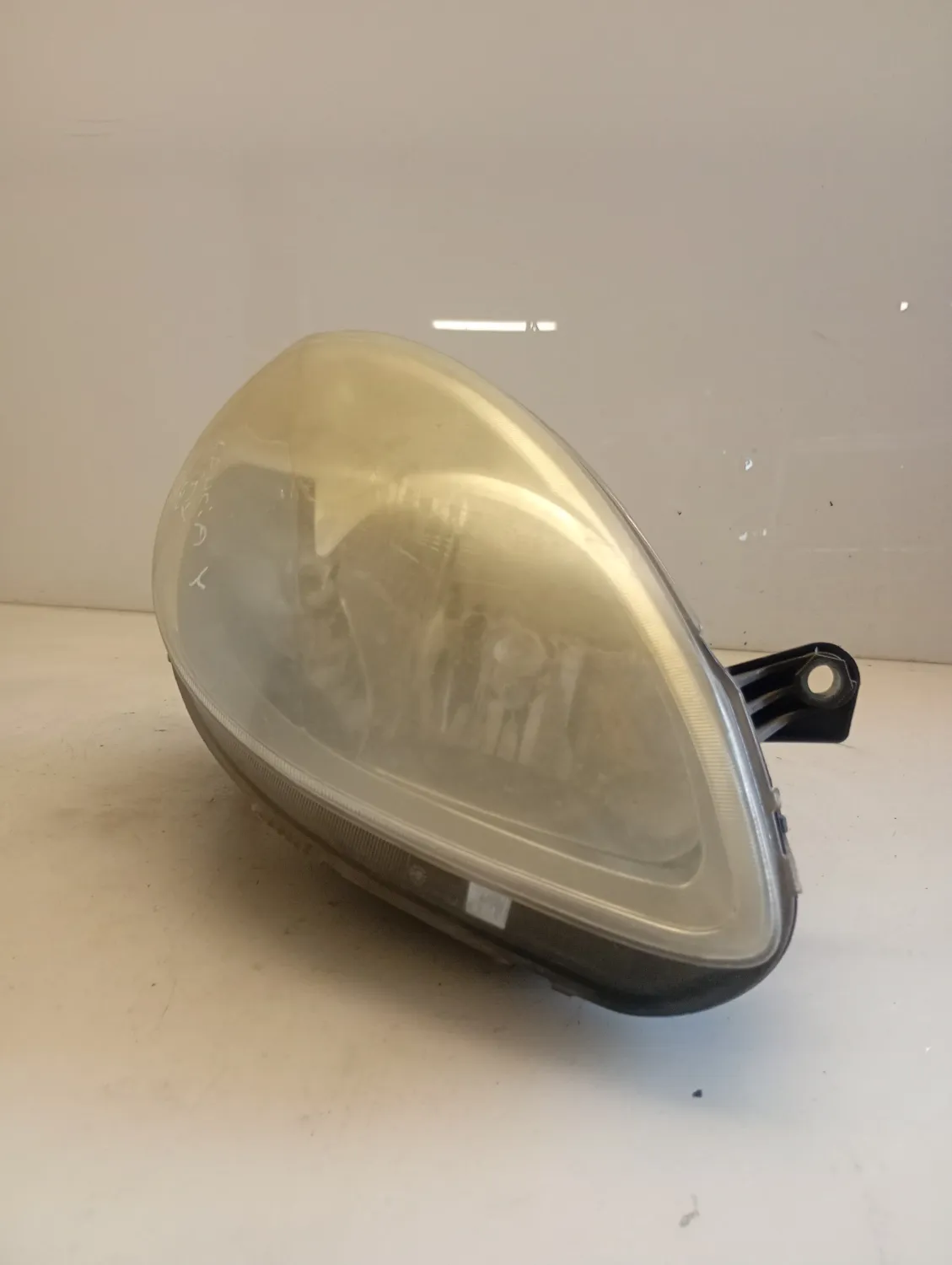 Faro ant. destro Lancia Ypsilon (2006 – 2008) 1.2 44 KW benzina 51786653 188A4000