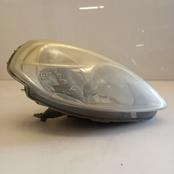 Faro ant. destro Lancia Ypsilon (2006 – 2008) 1.2 44 KW benzina 51786653 188A4000