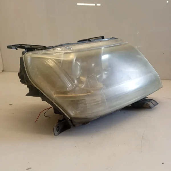 Faro ant. destro Suzuki Grand Vitara (2005 – 2012) 1.9 95 KW diesel 3512064J31000 F9Q