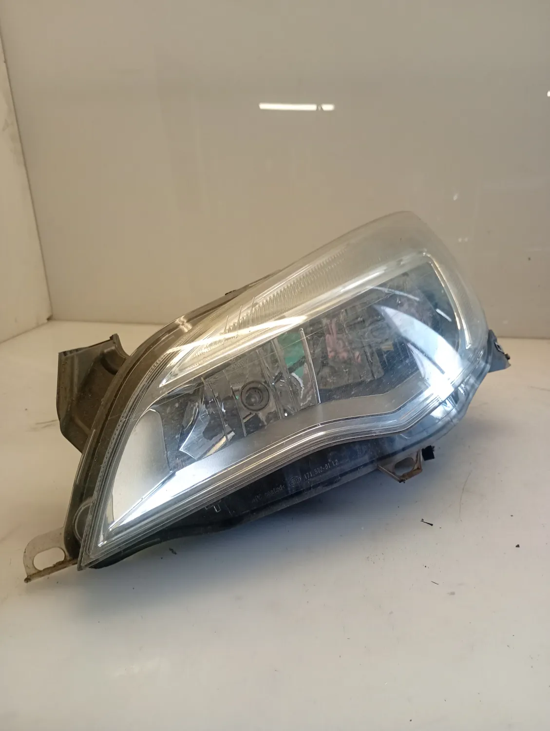 Faro ant. sinistro Opel Astra (2009 – 2018) 1.7 81 KW diesel 13371599 A17DTR