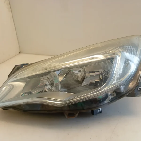 Faro ant. sinistro Opel Astra (2009 – 2018) 1.7 81 KW diesel 13371599 A17DTR