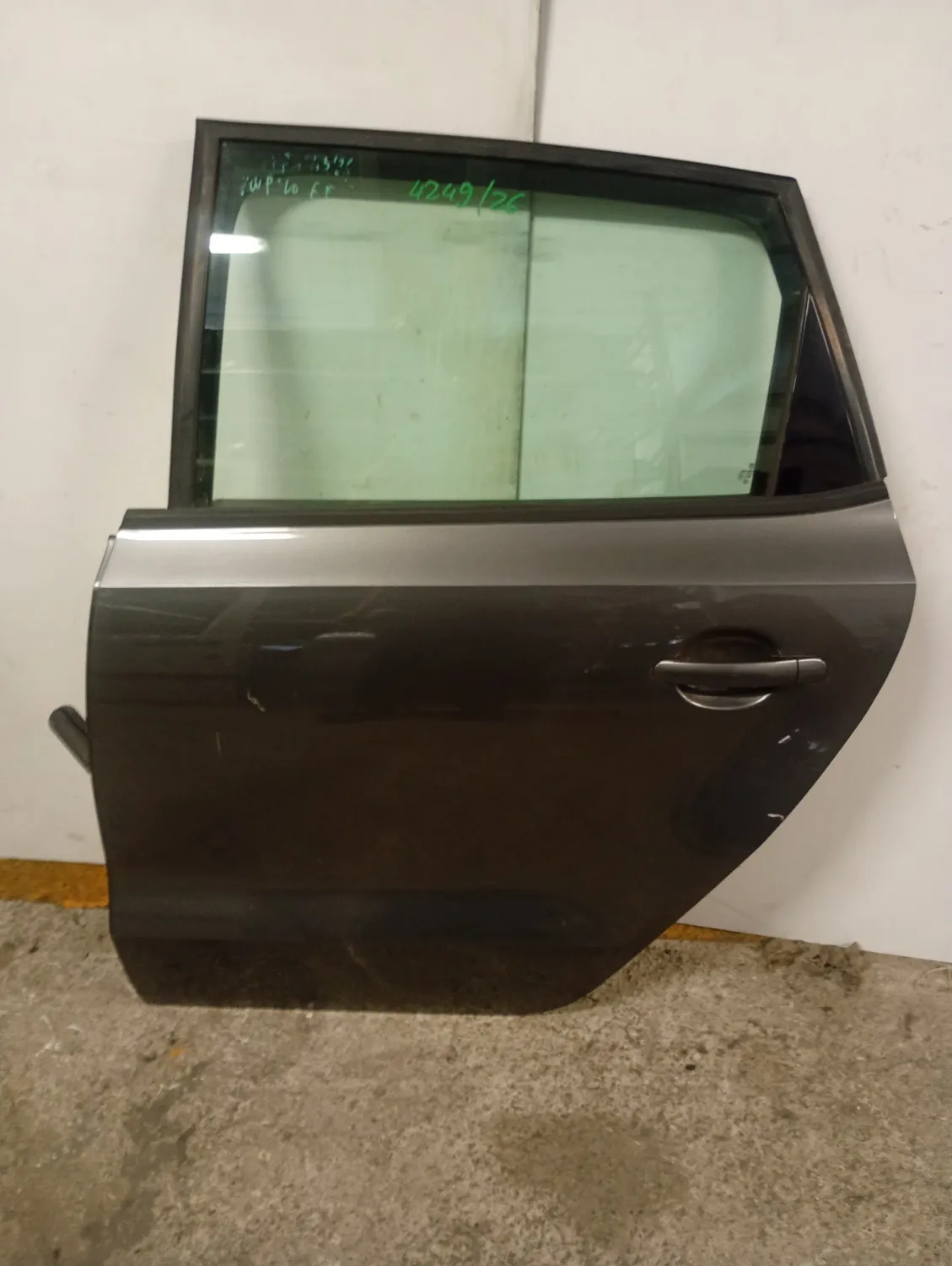 Porta posteriore sinistra Volkswagen Polo (2009 – 2014) 1.6 66 KW diesel CAY