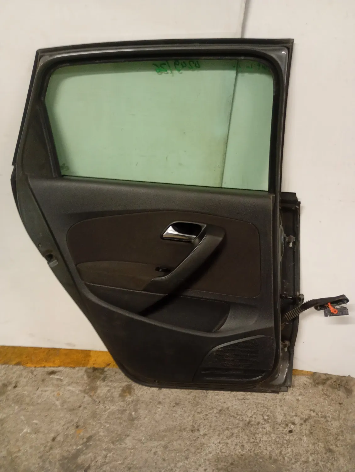 Porta posteriore sinistra Volkswagen Polo (2009 – 2014) 1.6 66 KW diesel CAY