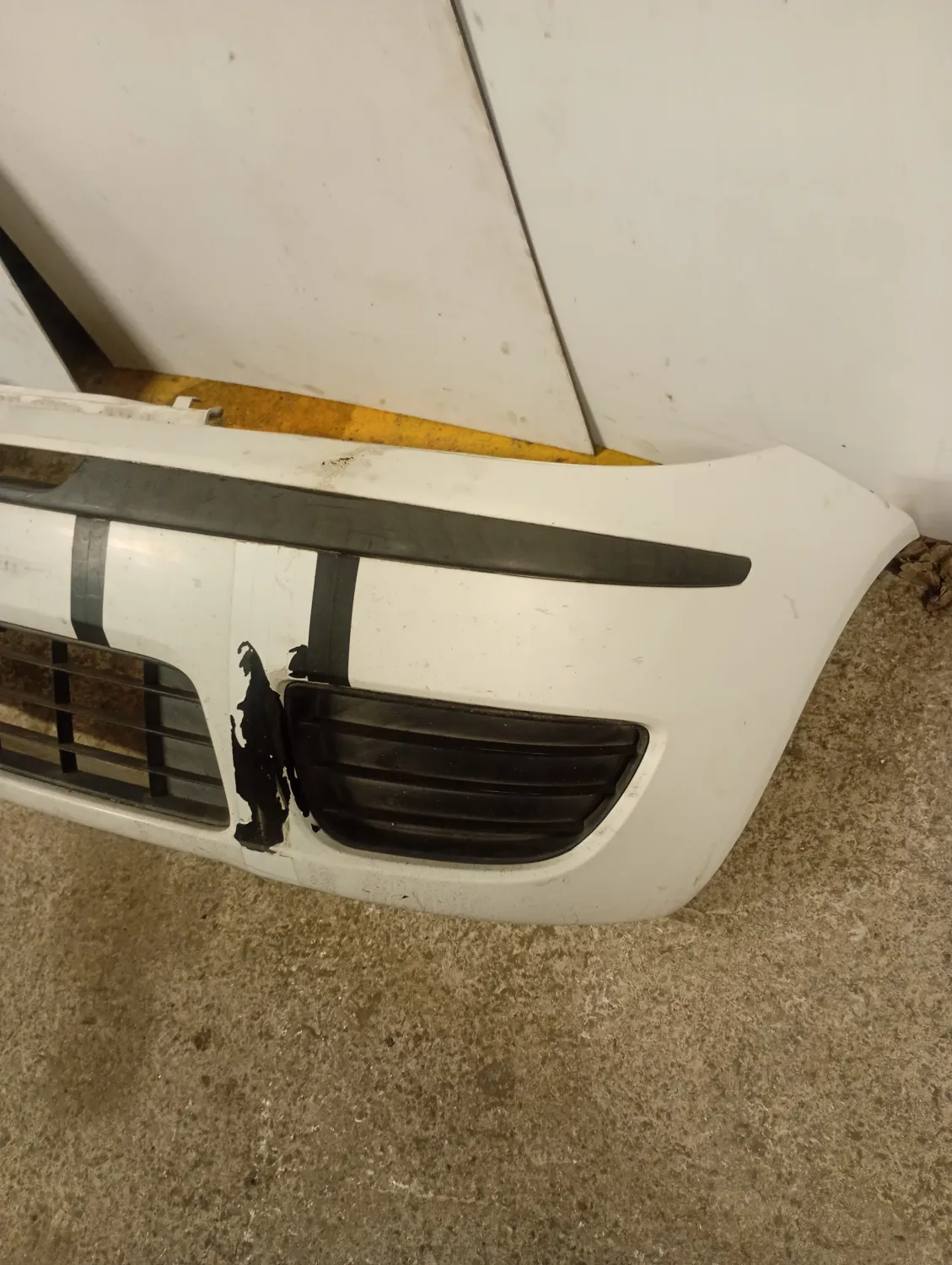 Paraurti anteriore Fiat Punto (2003 – 2007) 1.2 44 KW benzina 71777587 188A4000