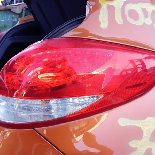 Faro posteriore destro Hyundai Veloster (2011 – oggi) 1.6 103 KW benzina 924022V120 G4FD