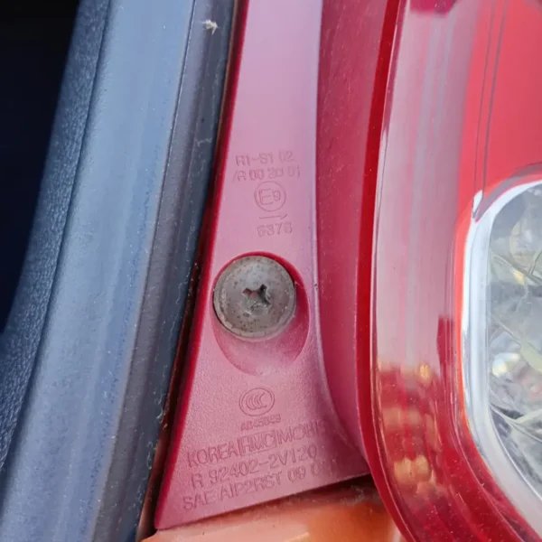 Faro posteriore destro Hyundai Veloster (2011 – oggi) 1.6 103 KW benzina 924022V120 G4FD