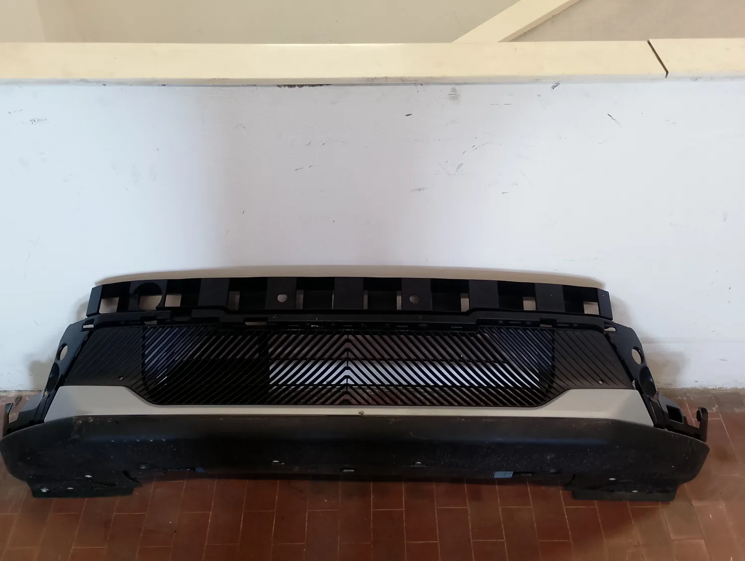 Paraurti anteriore parte inferiore Citroen C3 2026 1.2 74 KW HN09