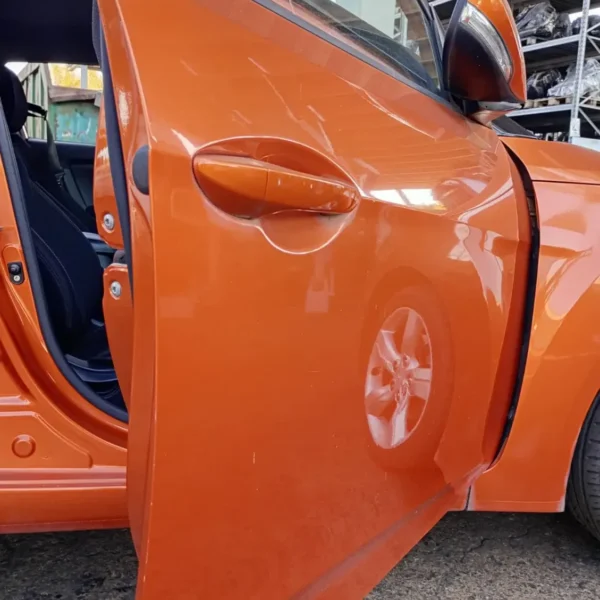 Porta anteriore destra Hyundai Veloster (2011 – oggi) 1.6 103 KW benzina 760042V010 G4FD