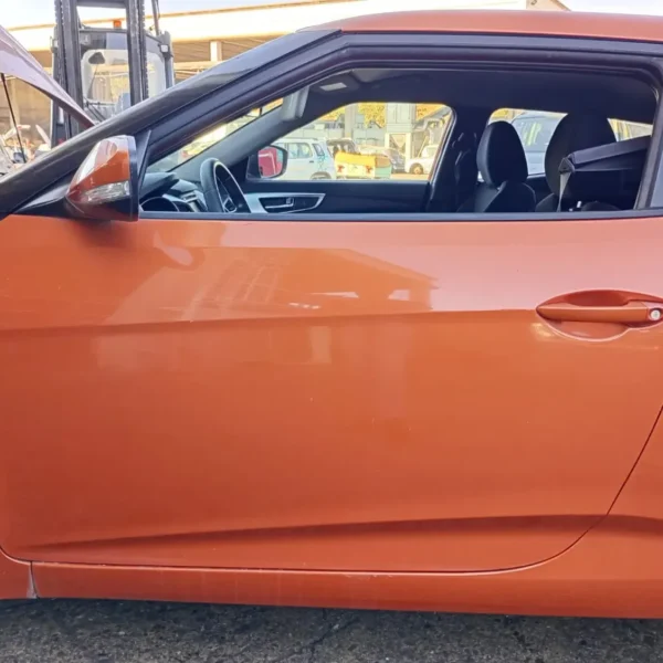 Porta anteriore sinistra Hyundai Veloster (2011 – oggi) 1.6 103 KW benzina 760032V011 G4FD