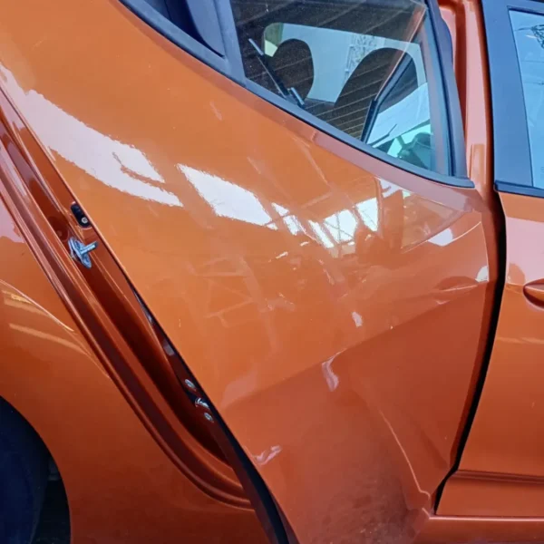 Porta posteriore destra Hyundai Veloster (2011 – oggi) 1.6 103 KW benzina 770042V020 G4FD