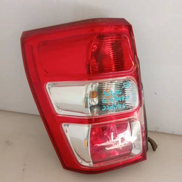 Faro posteriore sinistro Suzuki Grand Vitara (2005 – 2012) 1.9 95 KW diesel 3567065J11000 F9Q