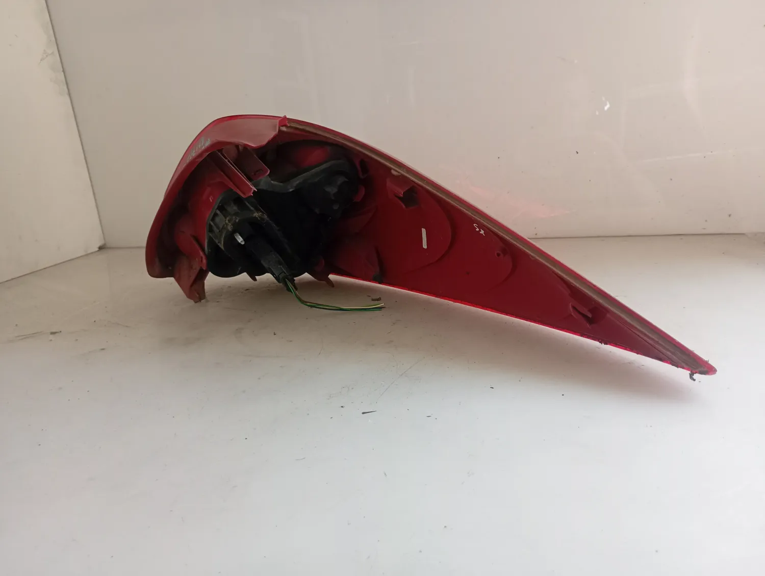 Faro posteriore sinistro Peugeot 207 (2009 – oggi) 1.4 54 KW benzina 6350CT KFT