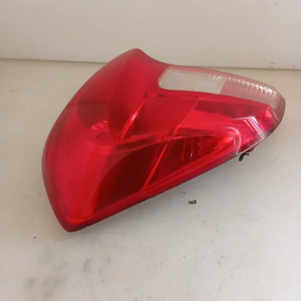 Faro posteriore sinistro Opel Karl Rocks (2017 – oggi) 1.0 54 KW benzina 42607396 D10XE OPT. L