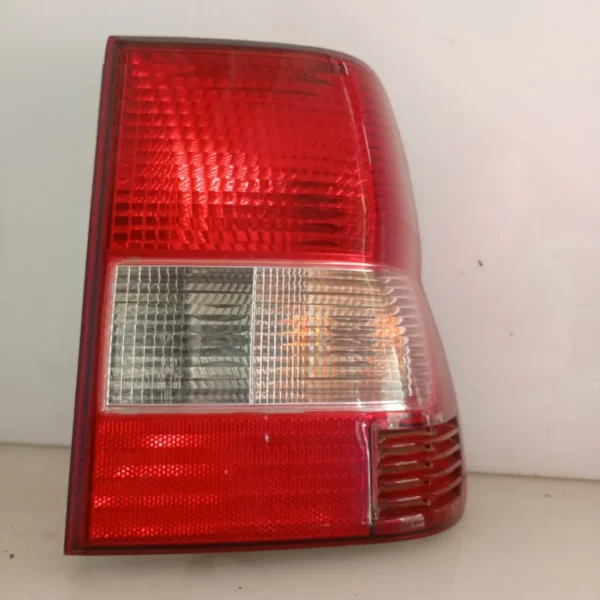 Faro posteriore destro Mitsubishi Pajero Pinin (1999 – 2006) 1.8 84 KW benzina MR496670 4G93