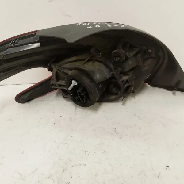 Faro posteriore destro Peugeot 208 (2015 – 2020) 1.2 81 KW benzina 9825601180 HN01