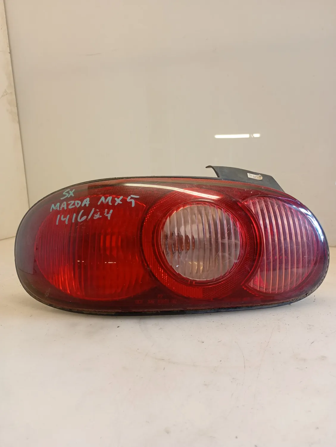 Faro posteriore sinistro Mazda Mx-5 (1990 – 2006) 1.6 81 KW benzina NC8251160 B6