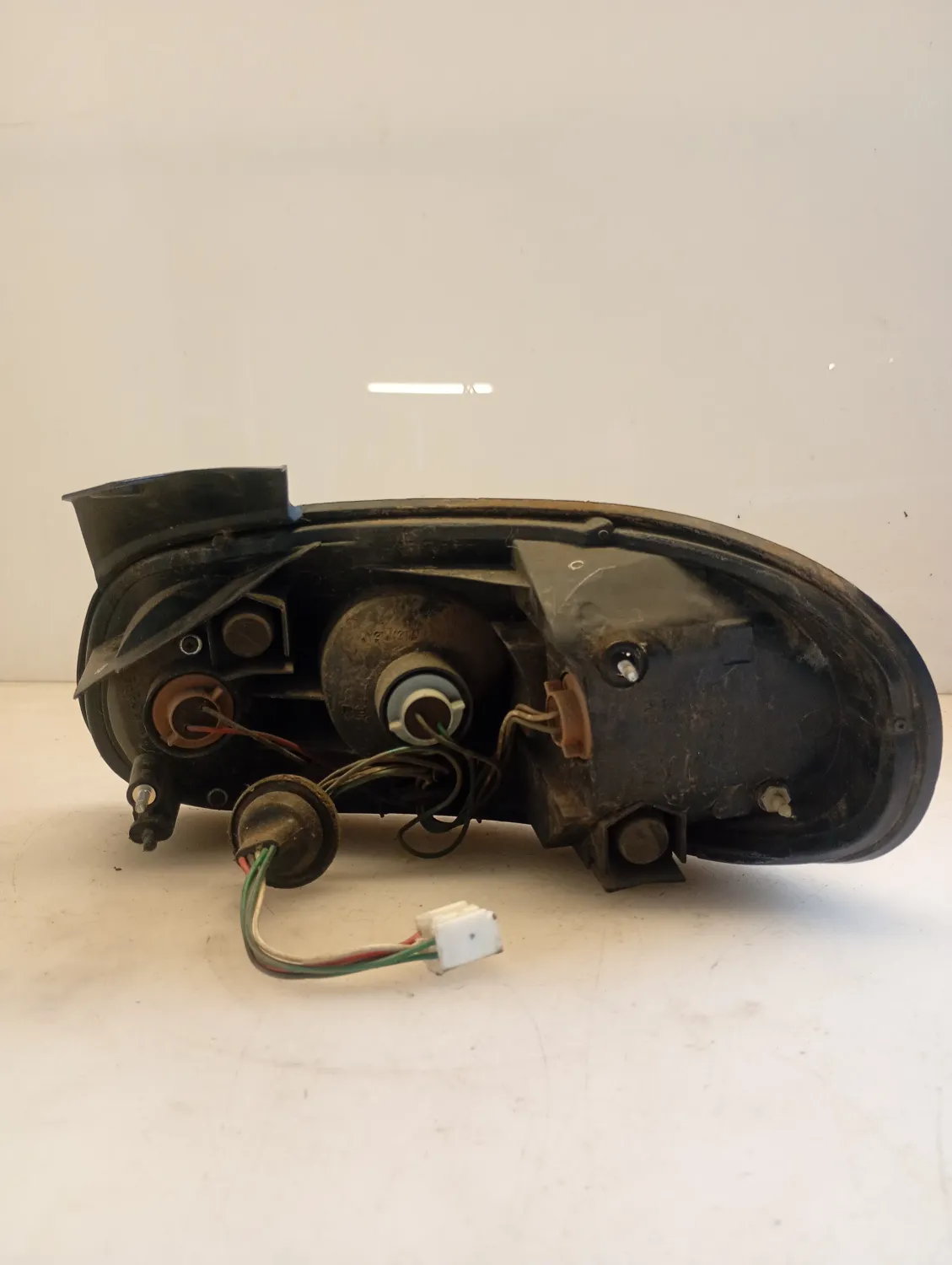 Faro posteriore sinistro Mazda Mx-5 (1990 – 2006) 1.6 81 KW benzina NC8251160 B6