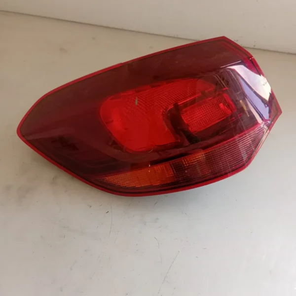 Faro posteriore est. sinistro Opel Astra (2009 – 2018) 1.7 81 KW diesel 13314052 A17DTR
