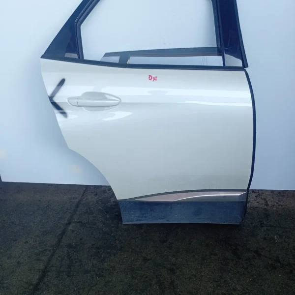 Porta posteriore destra Peugeot 3008 (2016 – 2021) 1.5 96 KW diesel 9812317080 YH01