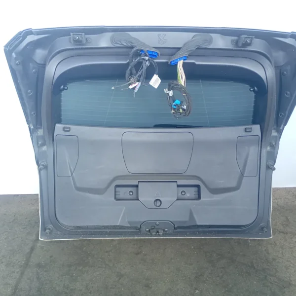 Portellone post. Peugeot 3008 (2016 – 2021) 1.5 96 KW diesel 1617409480 YH01