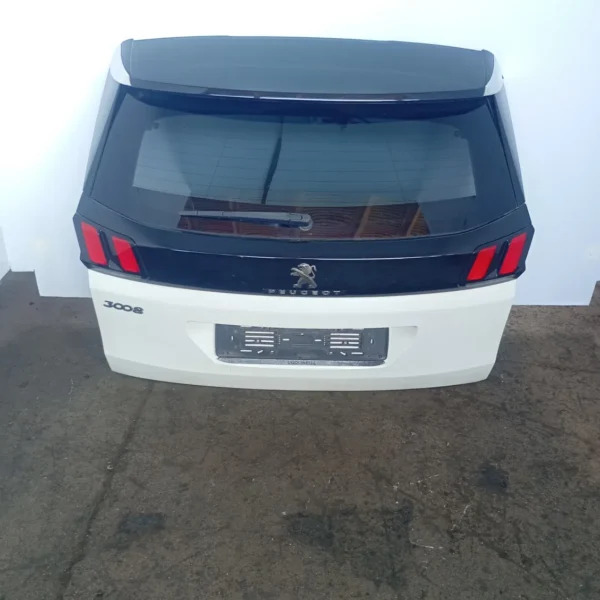 Portellone post. Peugeot 3008 (2016 – 2021) 1.5 96 KW diesel 1617409480 YH01