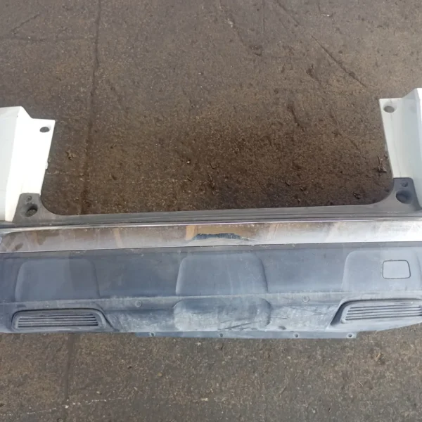 Paraurti posteriore Peugeot 3008 (2016 – 2021) 1.5 96 KW diesel YH01