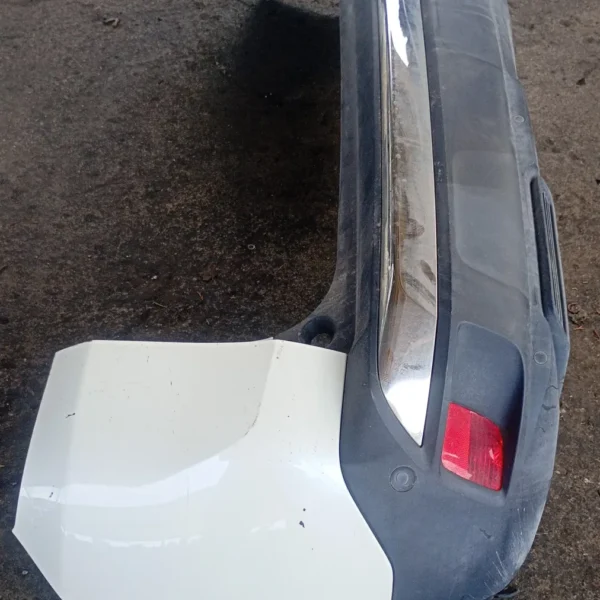 Paraurti posteriore Peugeot 3008 (2016 – 2021) 1.5 96 KW diesel YH01