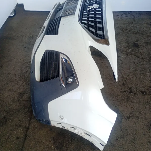 Paraurti anteriore completo Peugeot 3008 (2016 – 2021) 1.5 96 KW diesel YH01