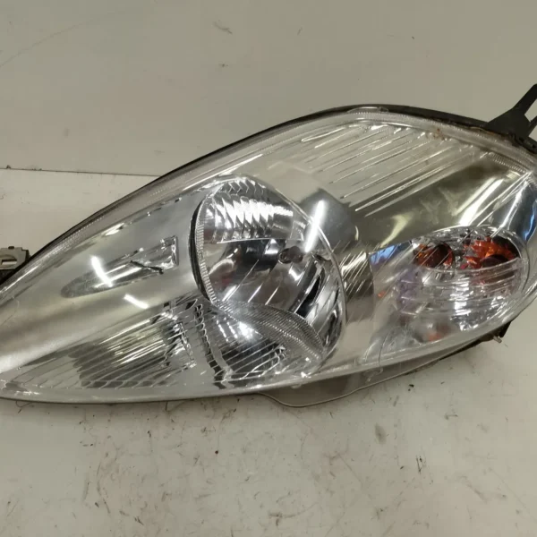 Faro ant. sinistro Fiat Grande Punto (2005 – 2008) 1.3 55 KW diesel 51701593 199A2000