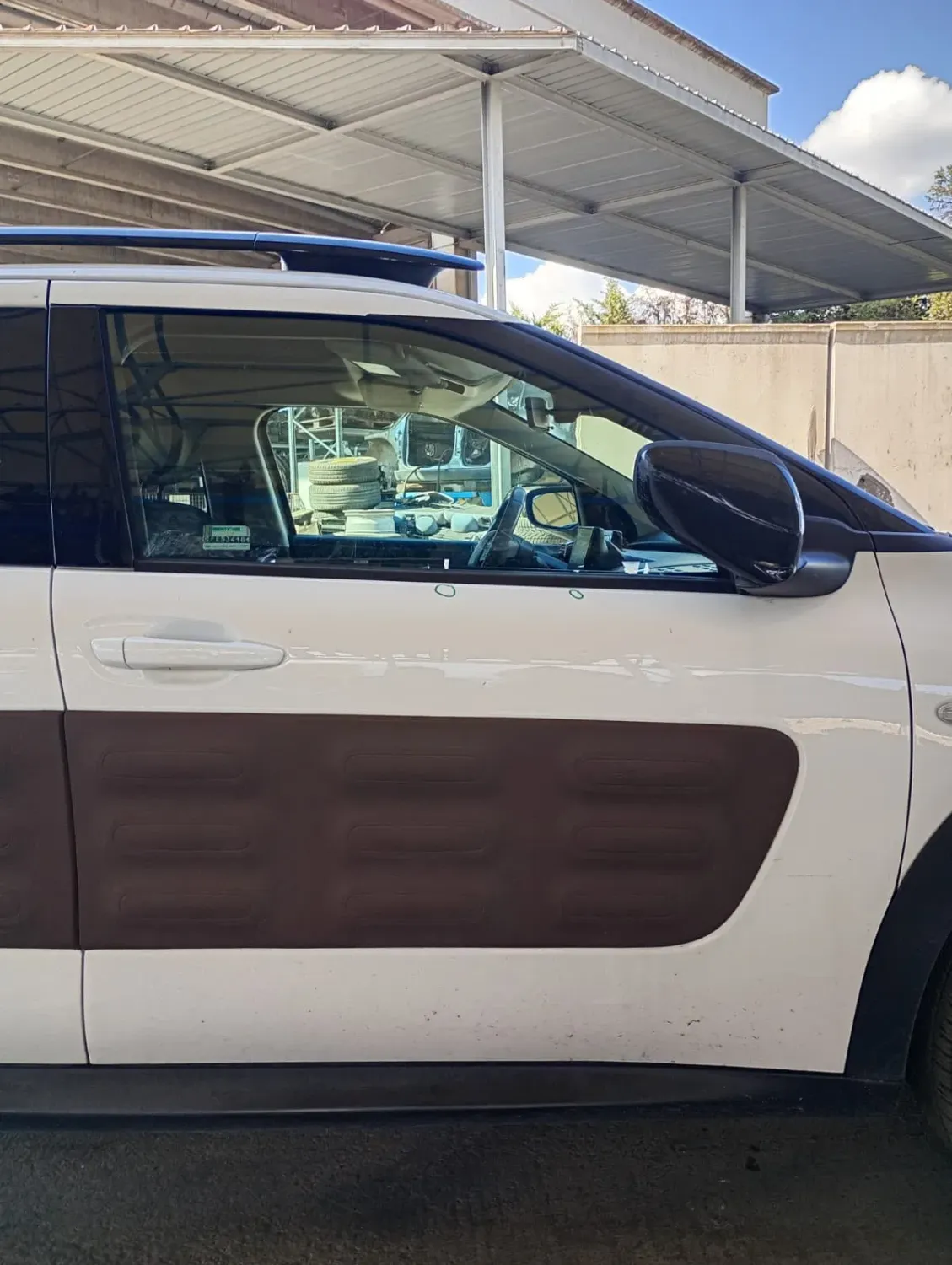 Porta anteriore destra Citroen C4 Cactus (2014 – 2019) 1.6 73 KW diesel 9801012880 BH02