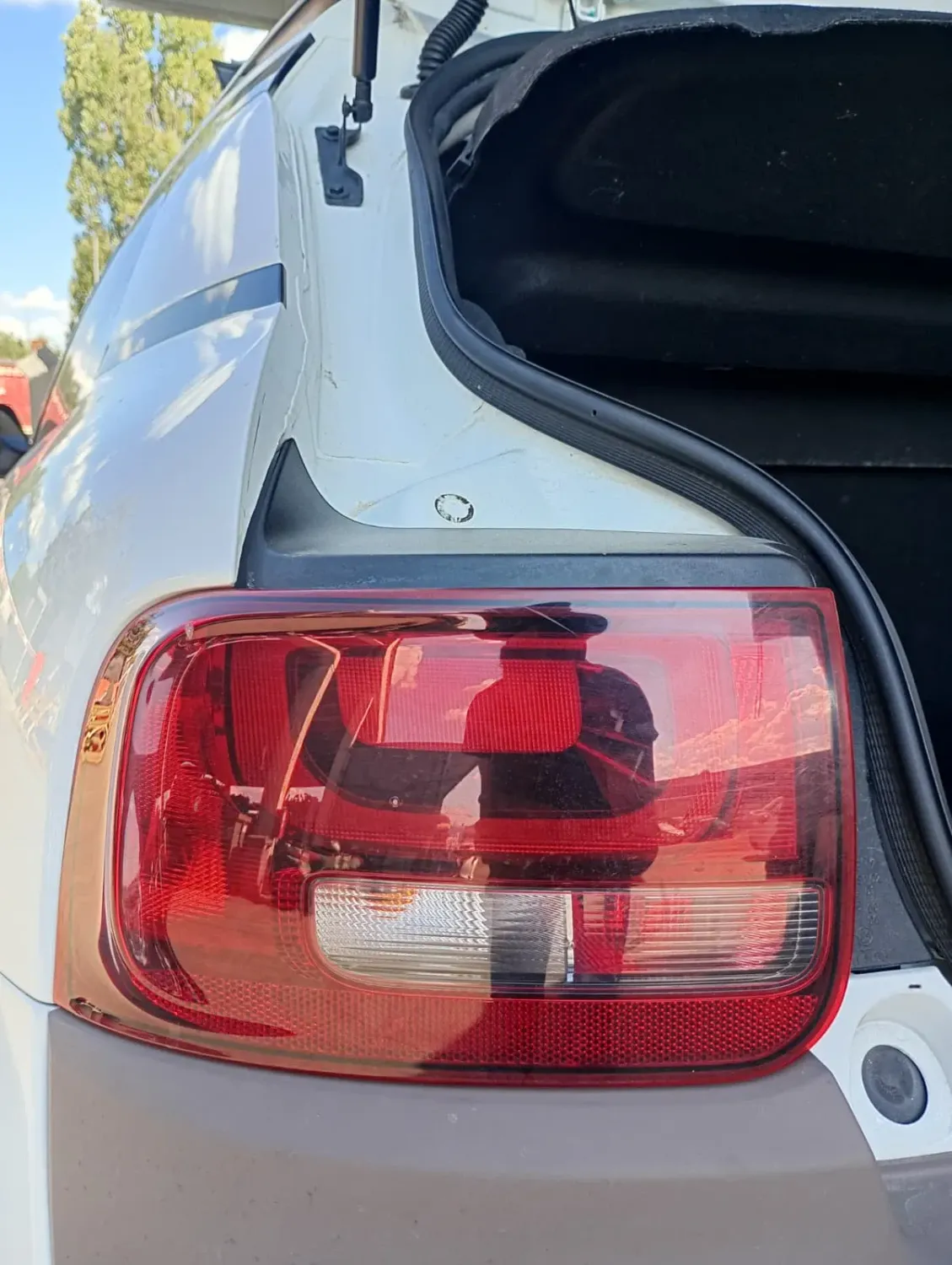 Faro posteriore sinistro Citroen C4 Cactus (2014 – 2019) 1.6 73 KW diesel 9800916180 BH02