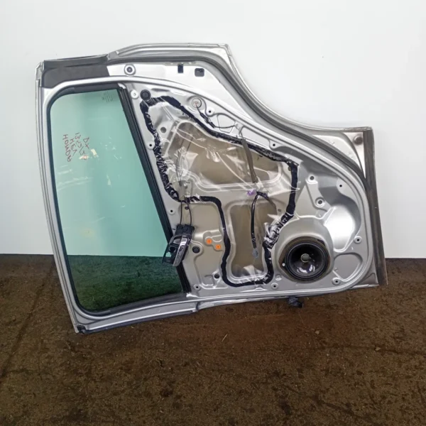 Porta posteriore destra Honda Hr-v 2a Serie (2015 – 2021) 1.6 88 KW diesel 67510T8MG00ZZ N16A3