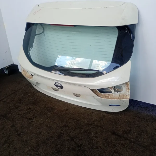 Portellone post. Nissan Qashqai (2014 – 2018) 1.5 81 KW diesel K01004EAMA K9K