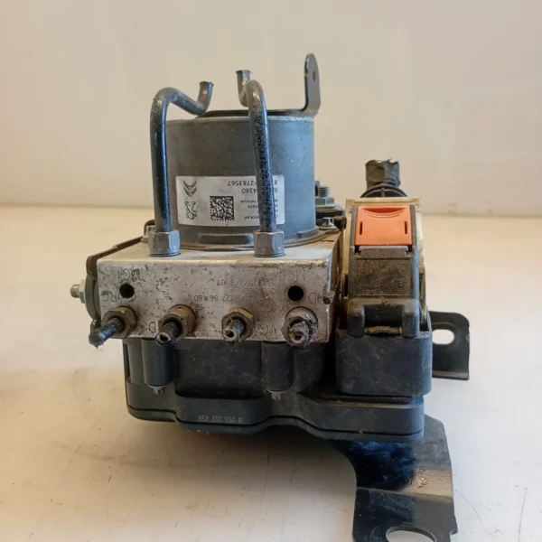 Aggregato ABS Peugeot 3008 (2016 – 2021) 1.5 96 KW diesel 1623161580 YH01