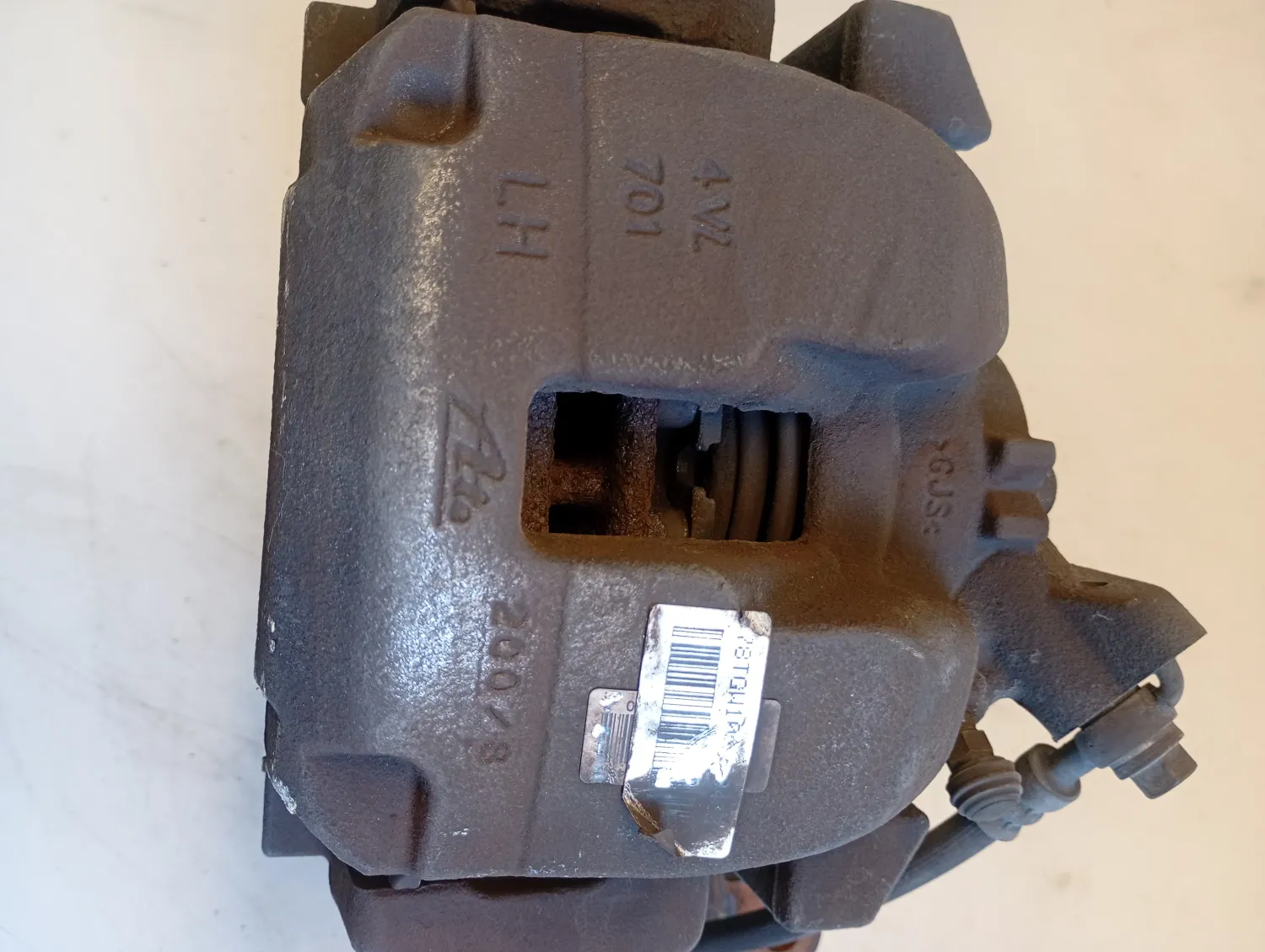 Mozzo anteriore sinistro Peugeot 3008 (2016 – 2021) 1.5 96 KW diesel 9670367680 YH01