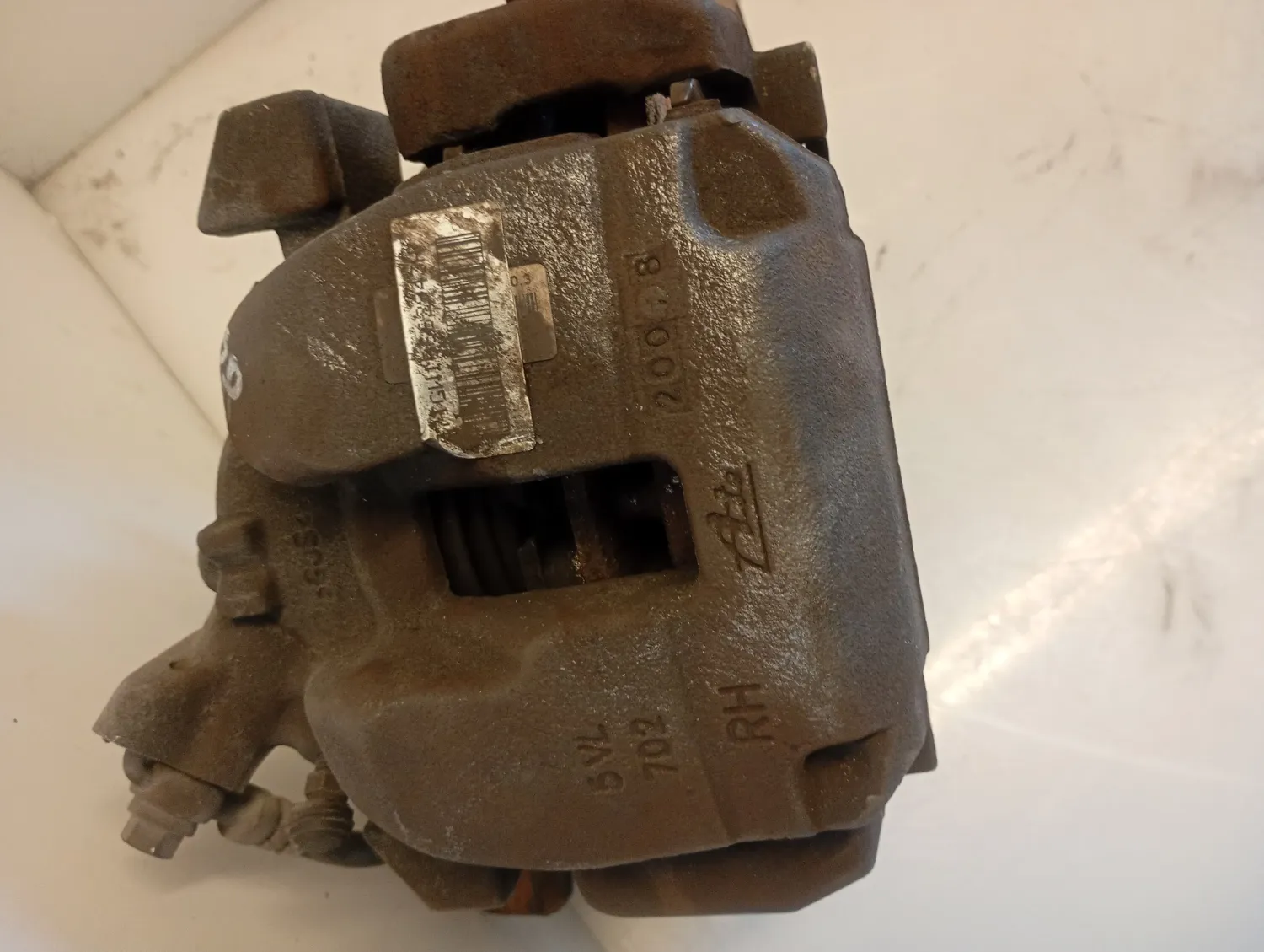 Mozzo anteriore destro Peugeot 3008 (2016 – 2021) 1.5 96 KW diesel 9670367680 YH01