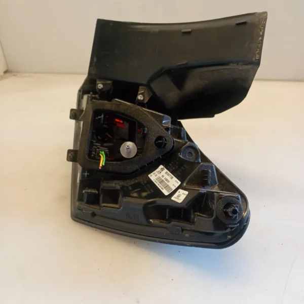 Faro posteriore est. sinistro Peugeot 3008 (2016 – 2021) 1.5 96 KW diesel 9810477180 YH01
