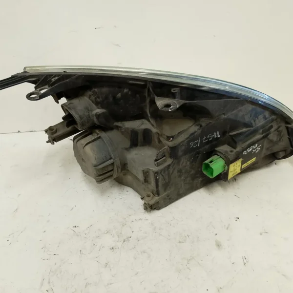 Faro ant. sinistro Ford Fiesta (2002 – 2005) 1.4 50 KW diesel 1416311 F6JA
